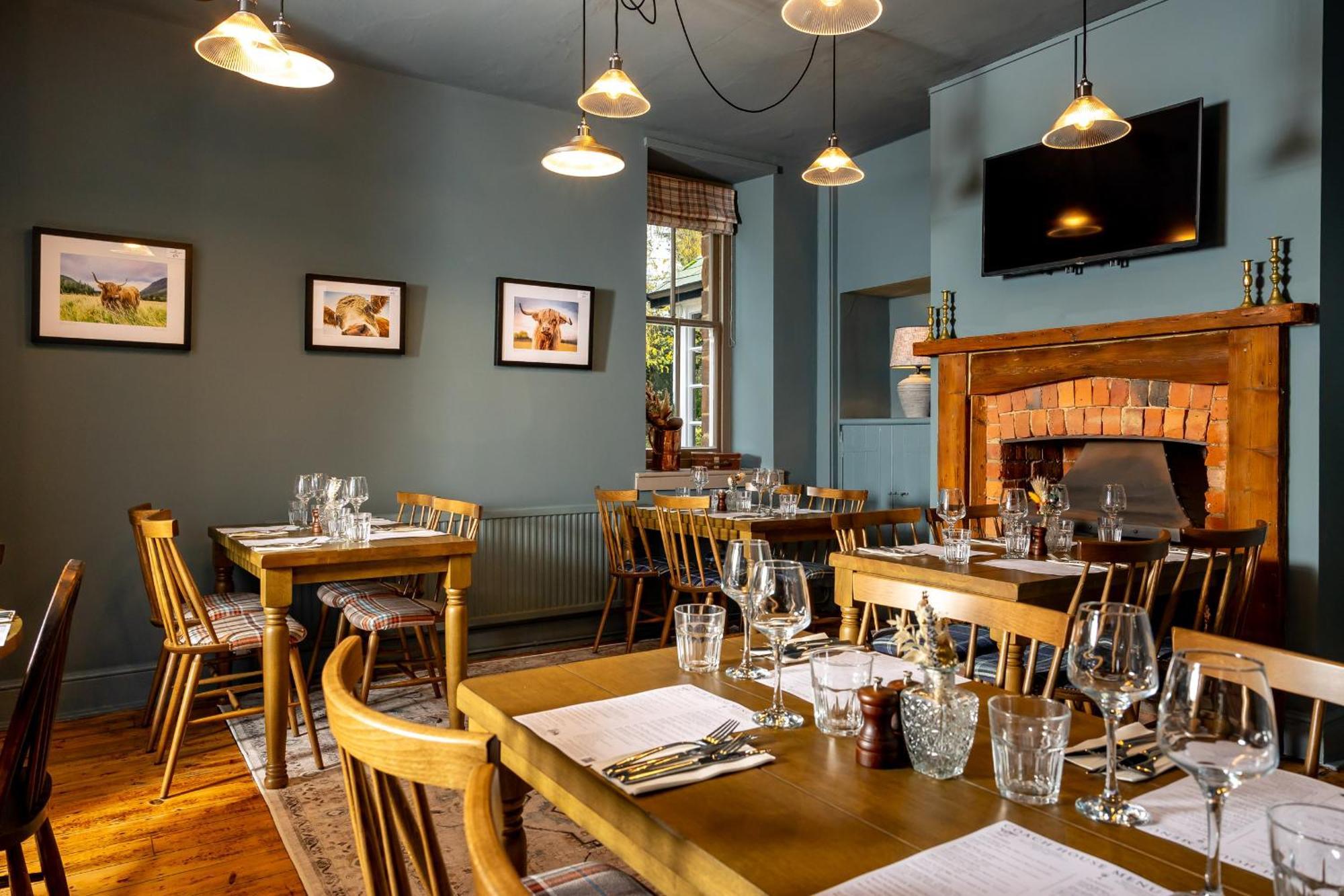 The Olde Coach House Inn Ashby Saint Ledgers Buitenkant foto