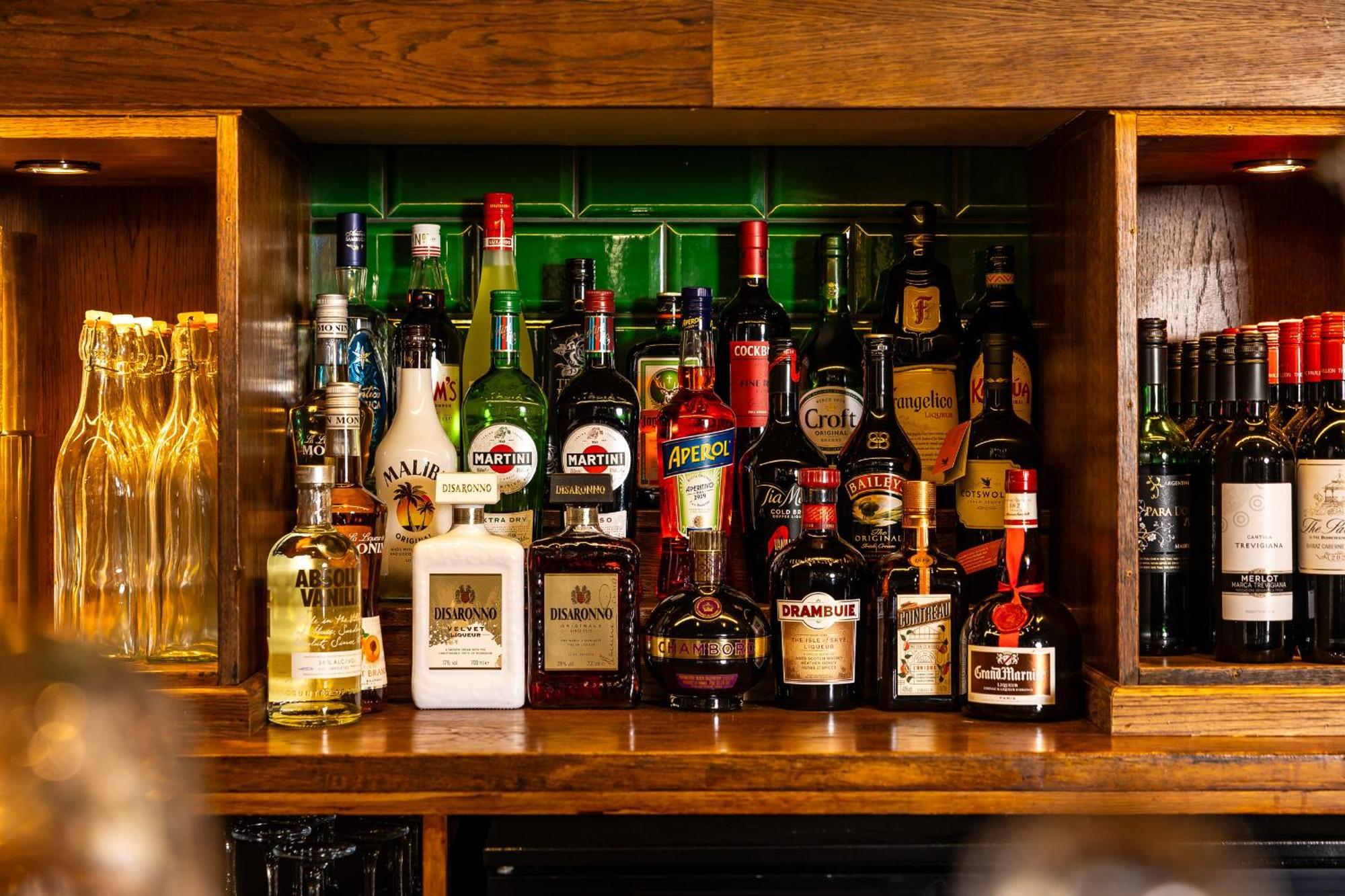 The Olde Coach House Inn Ashby Saint Ledgers Buitenkant foto