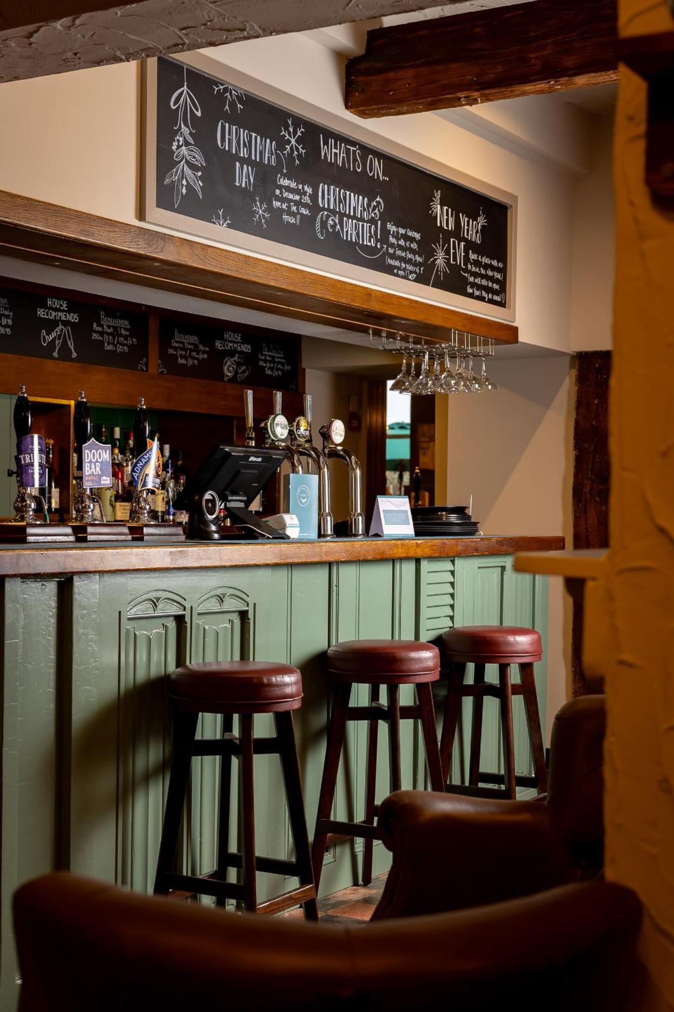 The Olde Coach House Inn Ashby Saint Ledgers Buitenkant foto